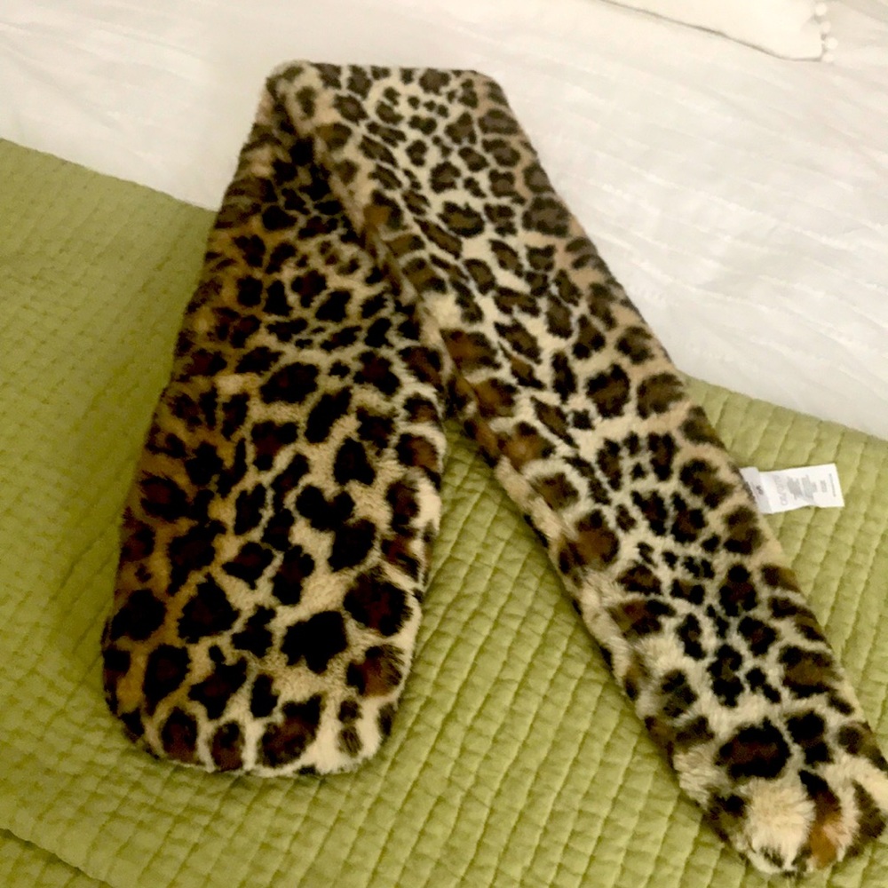 Brand New Cabi (Winter 2020) Leopard Scarf